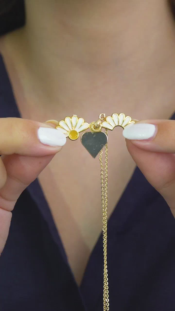 Taki | Collana da donna a forma di cuore con margherita in oro placcato personalizzata